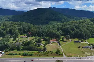 81 River Look Dr, Burnsville, NC 28714 - Photo 8