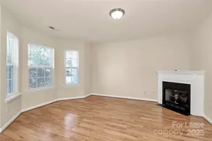 915 Par One Ct, Fort Mill, SC 29715 - Photo 6