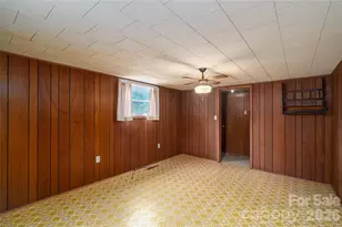 2320 Claremont Rd, Newton, NC 28658 - Photo 16