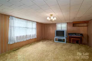 2320 Claremont Rd, Newton, NC 28658 - Photo 12