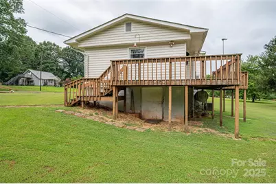 2320 Claremont Road, Newton, NC 28658 - Photo 24