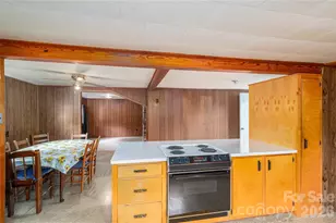 2320 Claremont Rd, Newton, NC 28658 - Photo 8