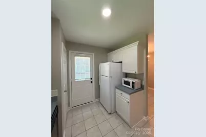 10722 Four Mile Creek Road, Charlotte, NC 28277 - Photo 6