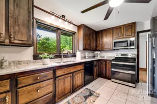 181 Fisher Crk Rd, Sylva, NC 28779 - Photo 18