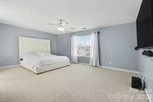 11001 Dulin Creek Blvd, Charlotte, NC 28215 - Photo 16