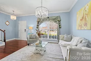 11001 Dulin Creek Blvd, Charlotte, NC 28215 - Photo 4