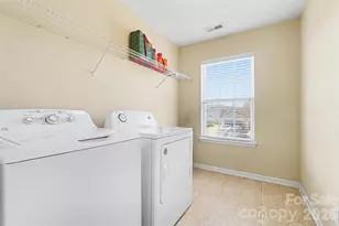 11001 Dulin Creek Blvd, Charlotte, NC 28215 - Photo 26