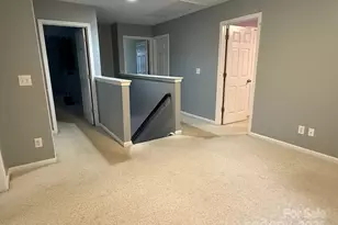 11001 Dulin Creek Blvd, Charlotte, NC 28215 - Photo 26