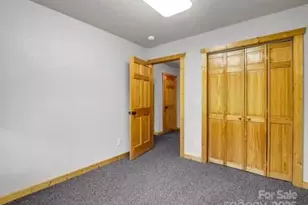 202 Panorama Dr, Nebo, NC 28761 - Photo 26