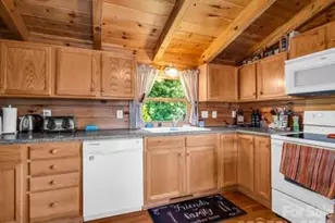 202 Panorama Dr, Nebo, NC 28761 - Photo 14