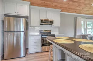 390 Sokassa Rd, Newland, NC 28657 - Photo 20