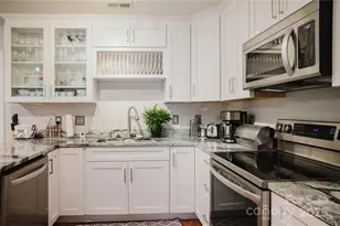 920 Woodhill Dr, Fletcher, NC 28732 - Photo 14