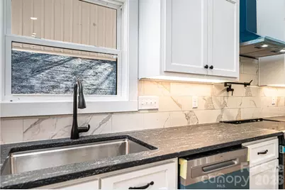 1721 Songbird Court SE, Lenoir, NC 28645 - Photo 14