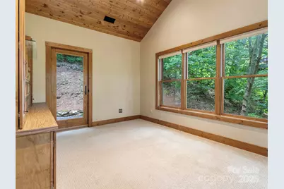 321 Sunset Point Road, Burnsville, NC 28714 - Photo 28