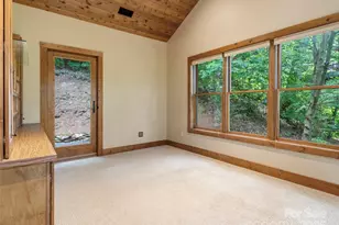 321 Sunset Point Rd, Burnsville, NC 28714 - Photo 28