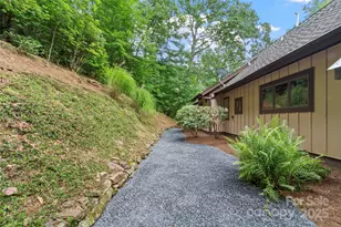 321 Sunset Point Rd, Burnsville, NC 28714 - Photo 40