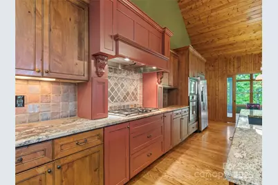 321 Sunset Point Road, Burnsville, NC 28714 - Photo 14