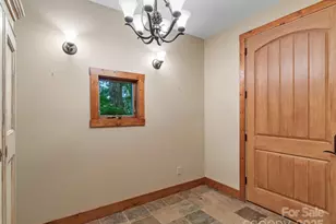 321 Sunset Point Rd, Burnsville, NC 28714 - Photo 30