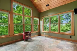 321 Sunset Point Rd, Burnsville, NC 28714 - Photo 10