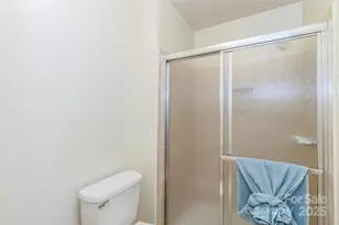 8300 Knights Bridge Rd, Charlotte, NC 28210 - Photo 32