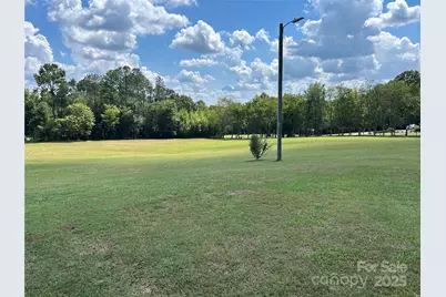 321 E Jones Street, Blacksburg, SC 29702 - Photo 18