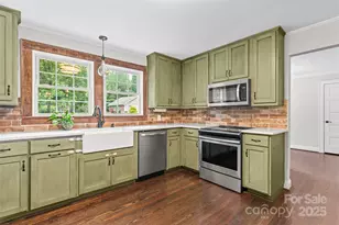 895 Mt Pleasant Rd W, Mount Pleasant, NC 28124 - Photo 4