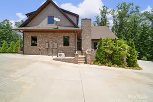 6153 Barclay Ln, Clover, SC 29710 - Photo 24