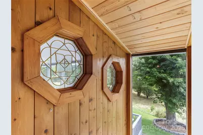 220 Grand View Lane, Burnsville, NC 28714 - Photo 10