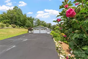 220 Grand View Ln, Burnsville, NC 28714 - Photo 38