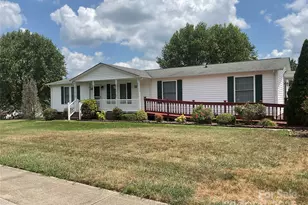 1695 Lemming Dr, Concord, NC 28025 - Photo 2