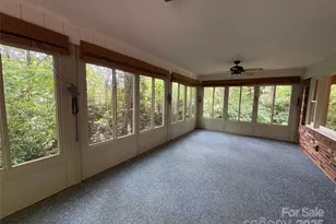 203 Haywood Knolls Dr, Hendersonville, NC 28791 - Photo 26