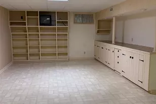 203 Haywood Knolls Dr, Hendersonville, NC 28791 - Photo 28