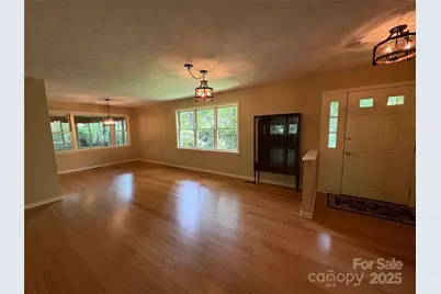 203 Haywood Knolls Drive, Hendersonville, NC 28791 - Photo 16