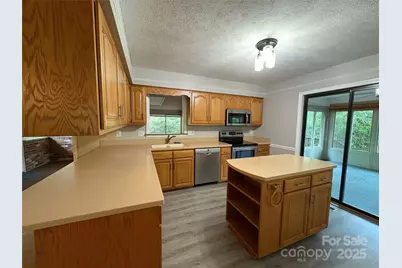 203 Haywood Knolls Drive, Hendersonville, NC 28791 - Photo 12