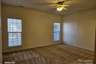 10020 Spring Park Dr, Charlotte, NC 28269 - Photo 14