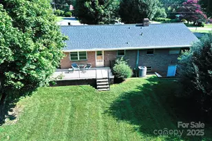 1740 23rd Ave Ln NE, Hickory, NC 28601 - Photo 10