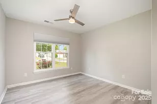 129 Bosburg Dr, Mooresville, NC 28115 - Photo 16