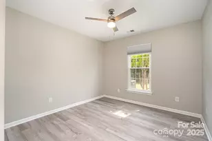 129 Bosburg Dr, Mooresville, NC 28115 - Photo 18