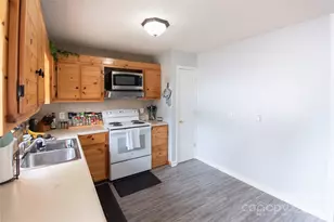 87 Pauline Cir, Franklin, NC 28734 - Photo 4