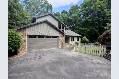 2 Pleasant Hill Drive, Franklin, NC 28734 - Photo 1