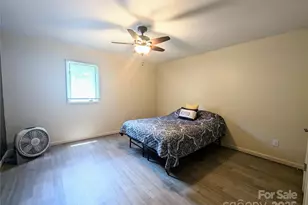 2 Pleasant Hill Dr, Franklin, NC 28734 - Photo 16