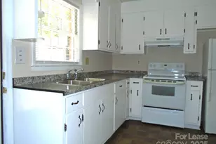 4227 Walker Rd, Charlotte, NC 28211 - Photo 2