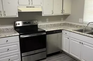 1236 Archdale Dr, Charlotte, NC 28217 - Photo 2