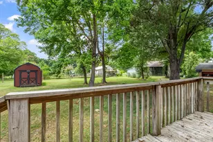 501 Weaver St, Cherryville, NC 28021 - Photo 24