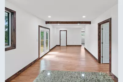 64 Phillips Lane, Spruce Pine, NC 28777 - Photo 10