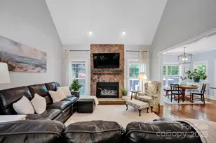 134 Lakeshore Hills Drive, Mooresville, NC 28117 - Photo 2