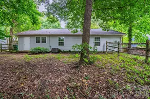 6410 Pineburr Ct, Charlotte, NC 28211 - Photo 30