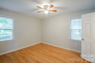 6410 Pineburr Ct, Charlotte, NC 28211 - Photo 20