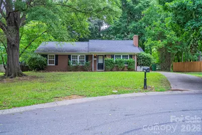 6410 Pineburr Court, Charlotte, NC 28211 - Photo 2