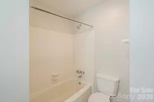 6410 Pineburr Ct, Charlotte, NC 28211 - Photo 18